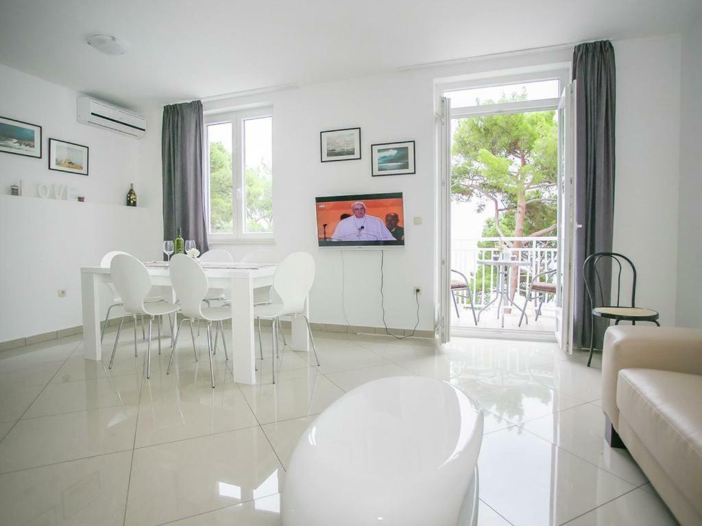 Sesar Apartments Krk - No. 3 Cvita Krk Town Kültér fotó